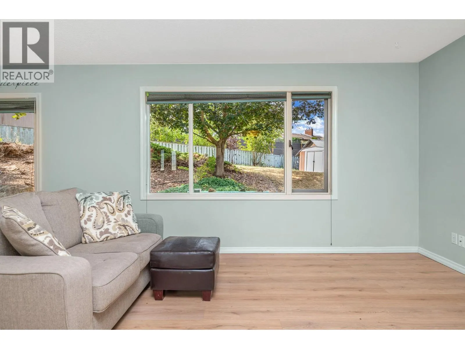 50 Lochhaven Court