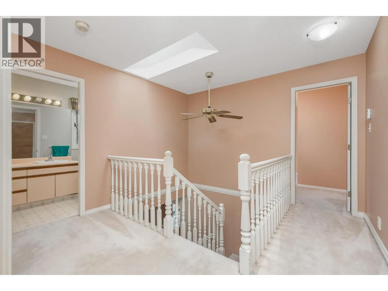 50 Lochhaven Court