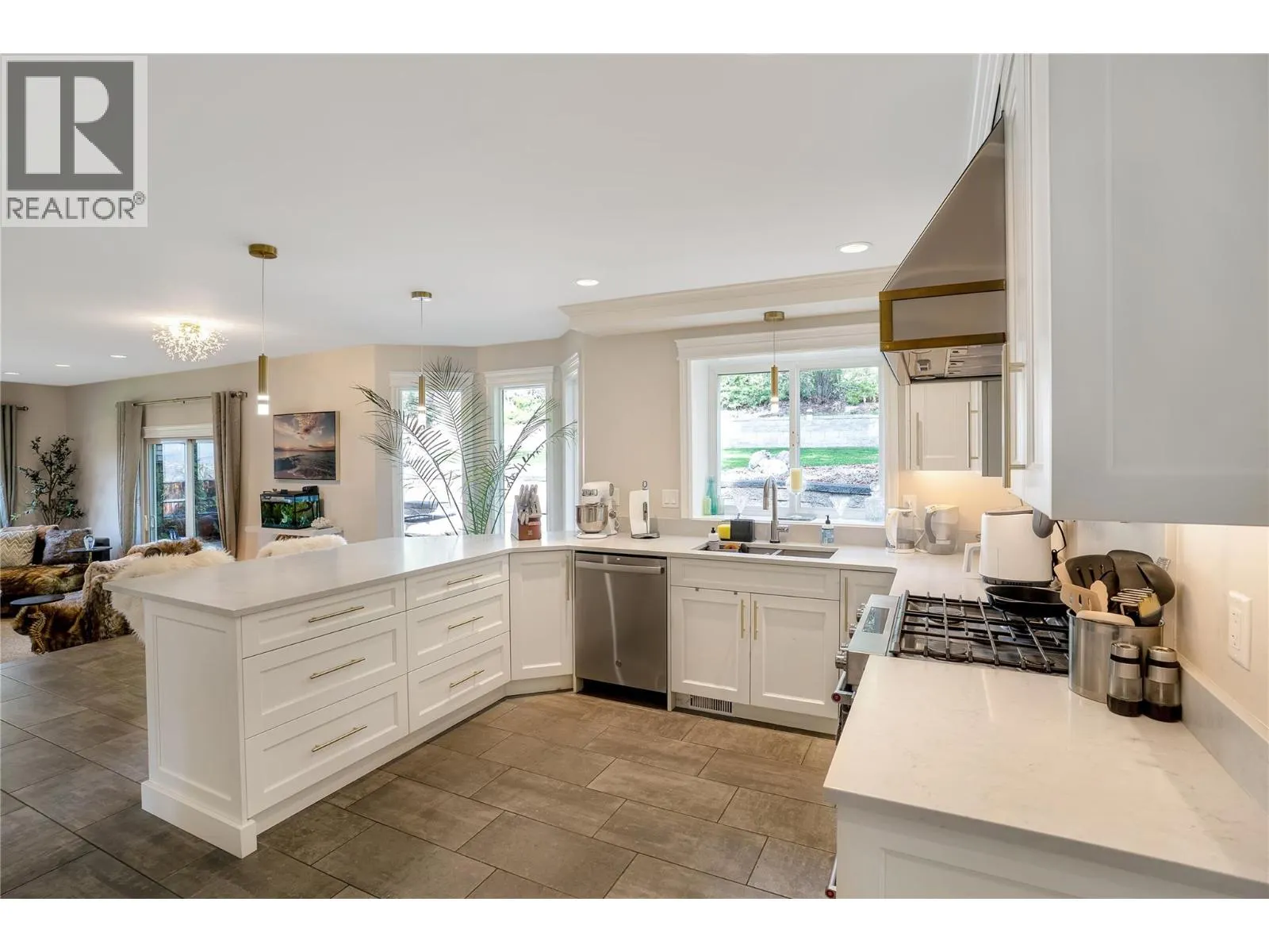 1095 Toovey Road