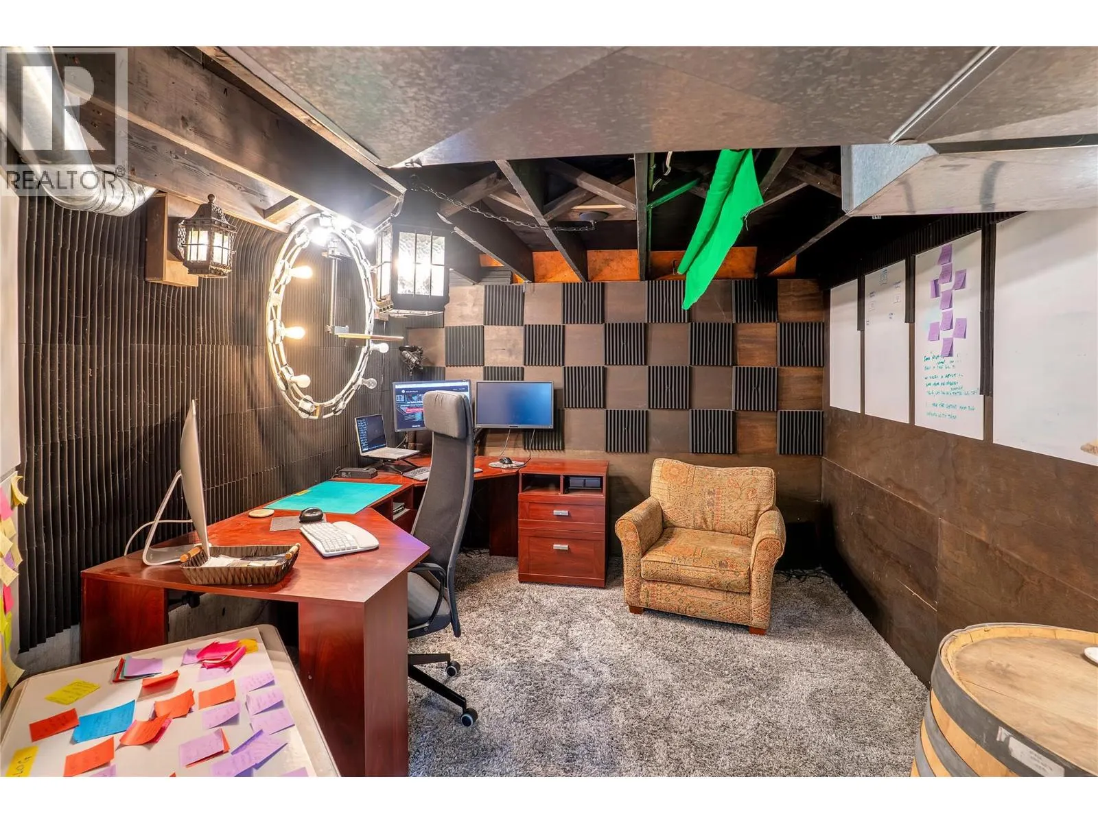 1095 Toovey Road