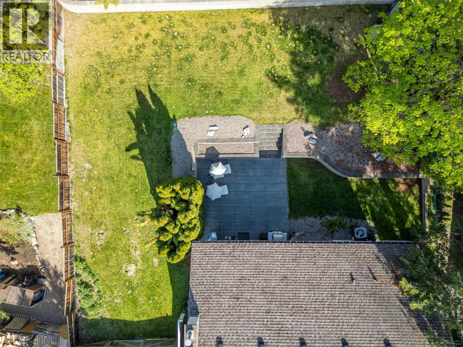 1095 Toovey Road