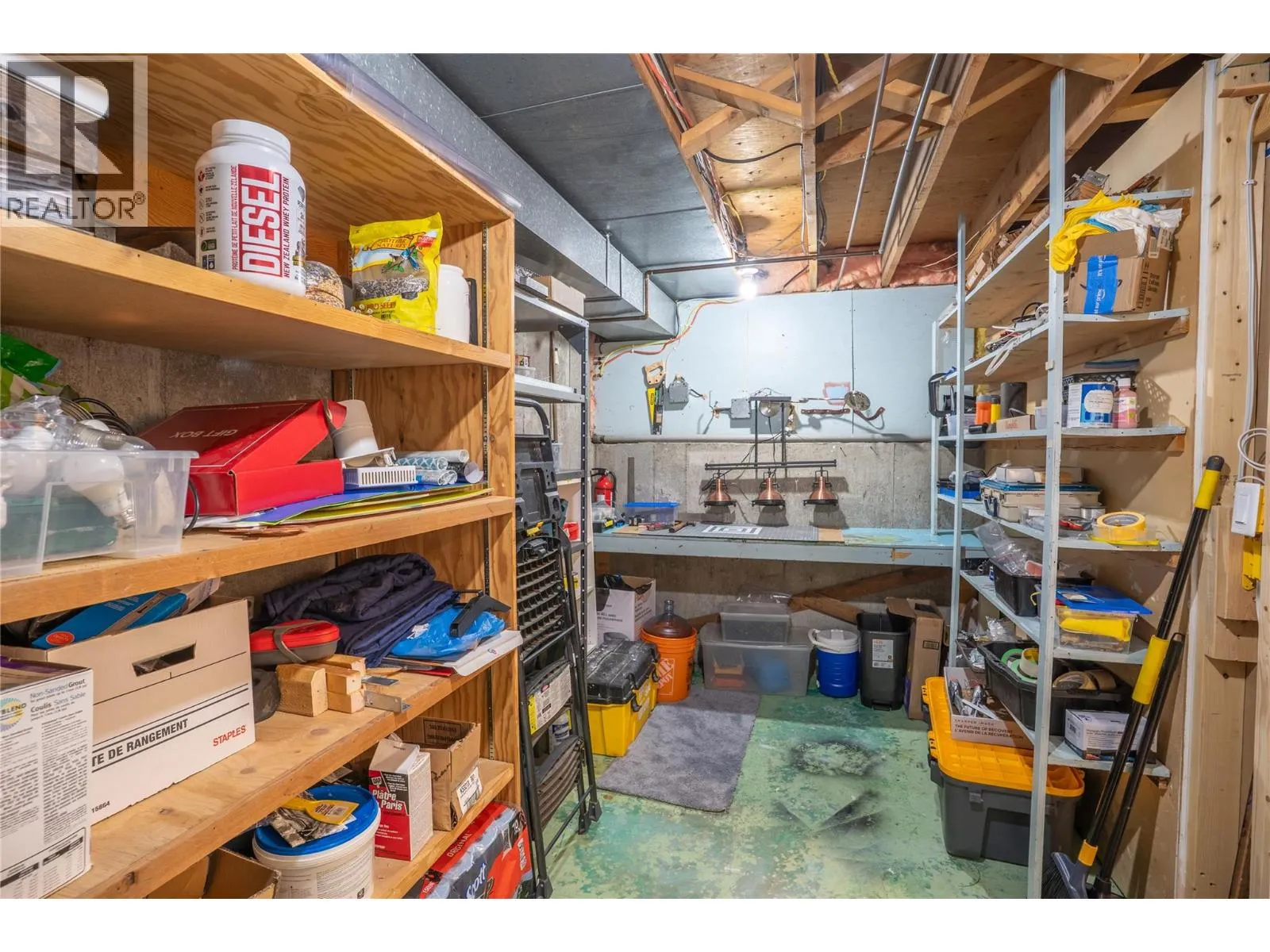 1095 Toovey Road