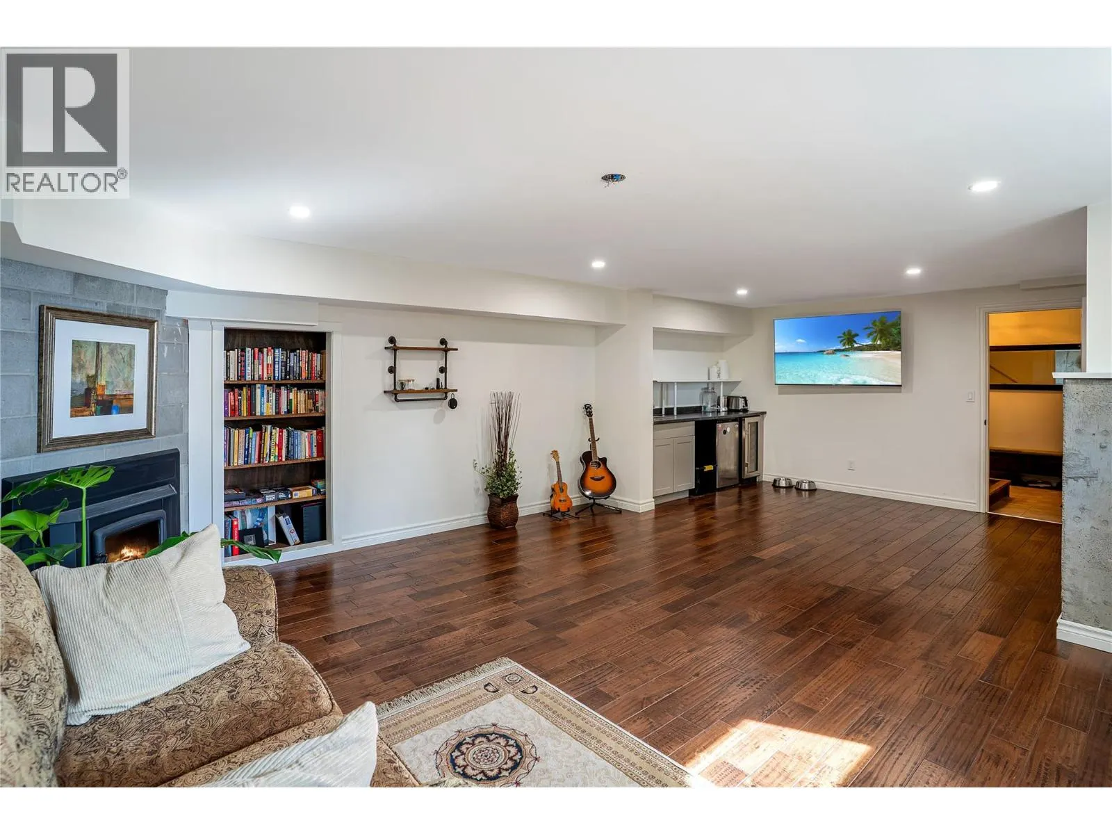 1095 Toovey Road
