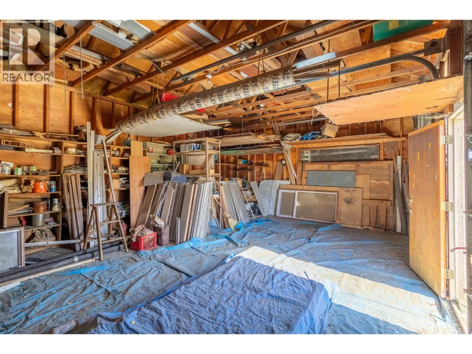 2042 Westsyde Road Road
