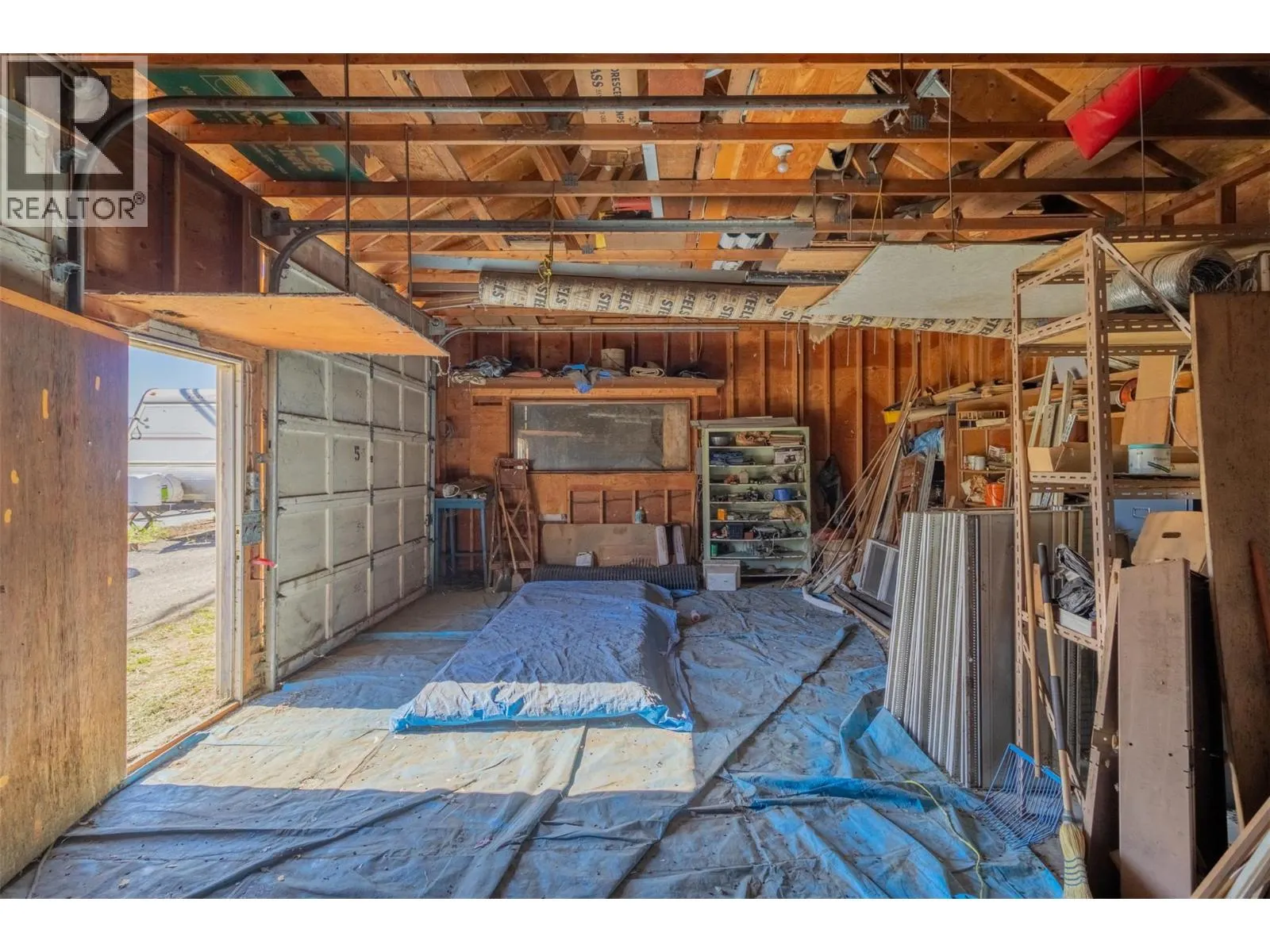 2042 Westsyde Road Road