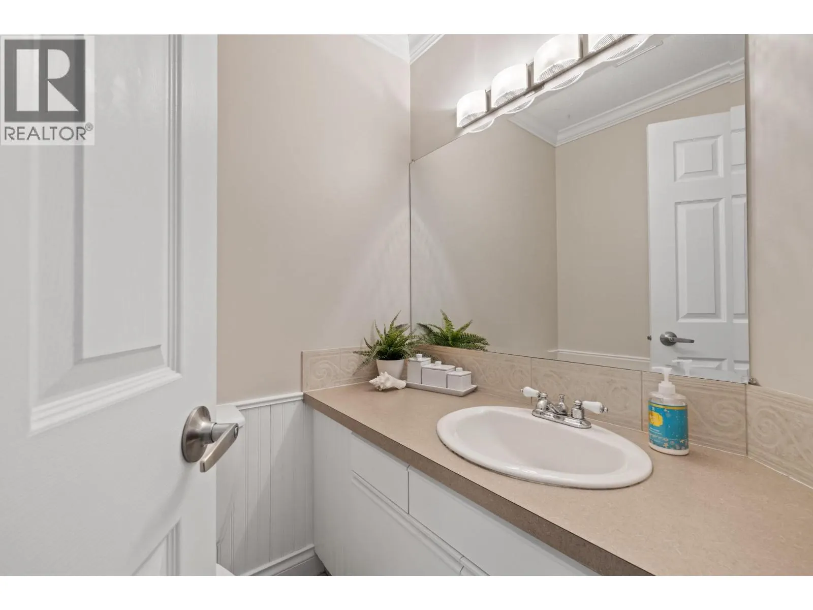 710 Cassiar Road