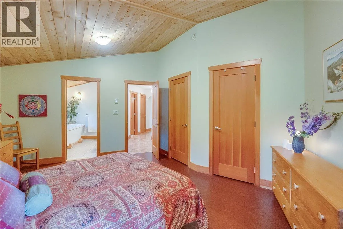 3234 Heddle Road