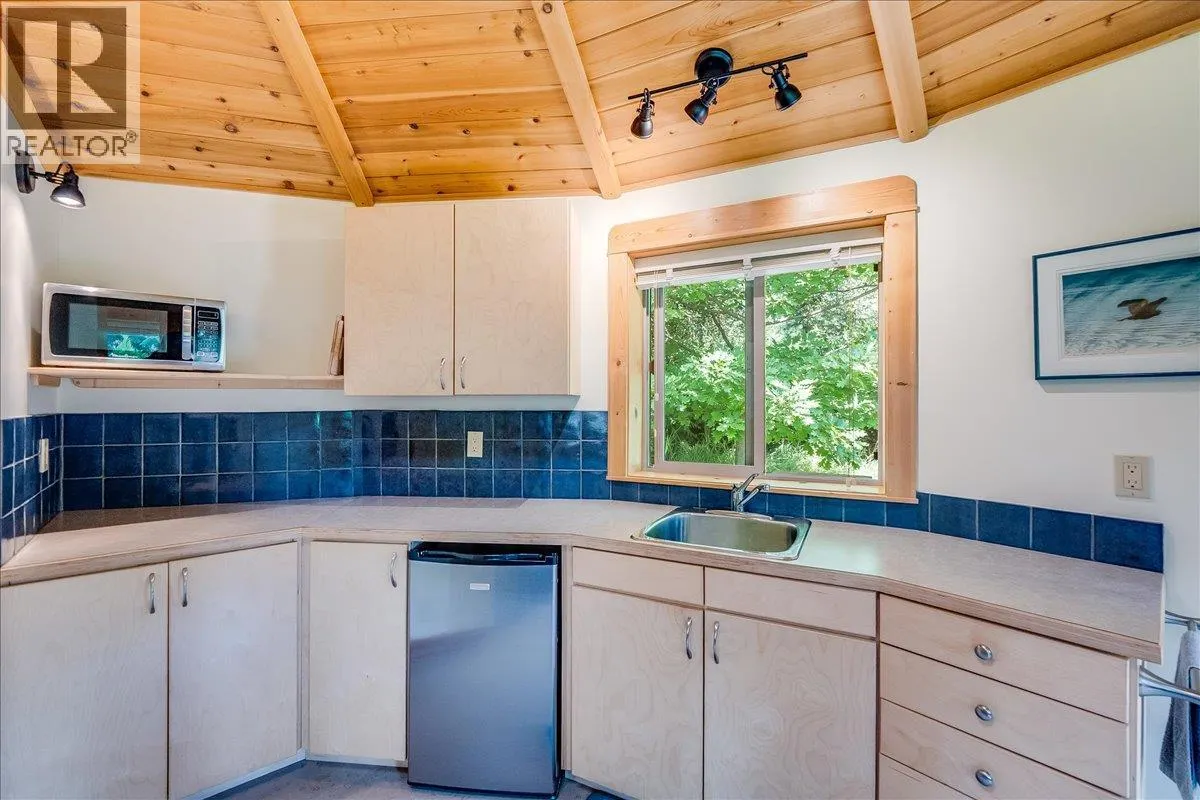 3234 Heddle Road