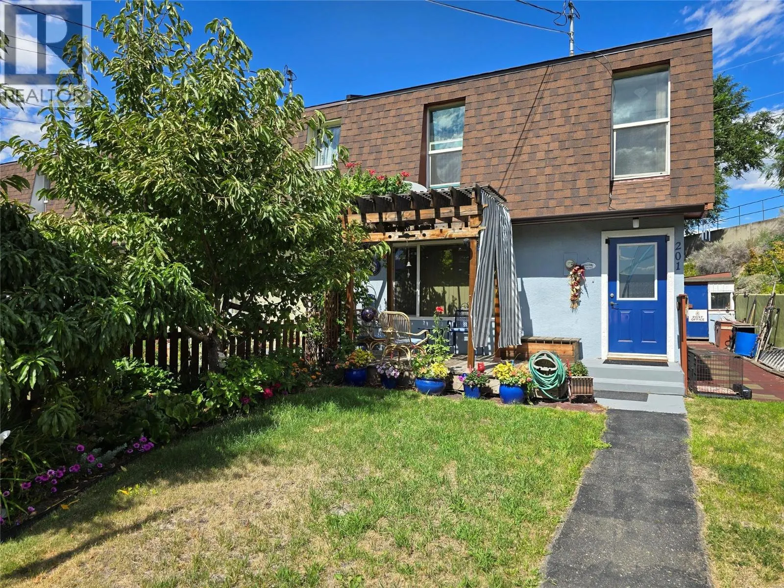 201 CORNWALL Place