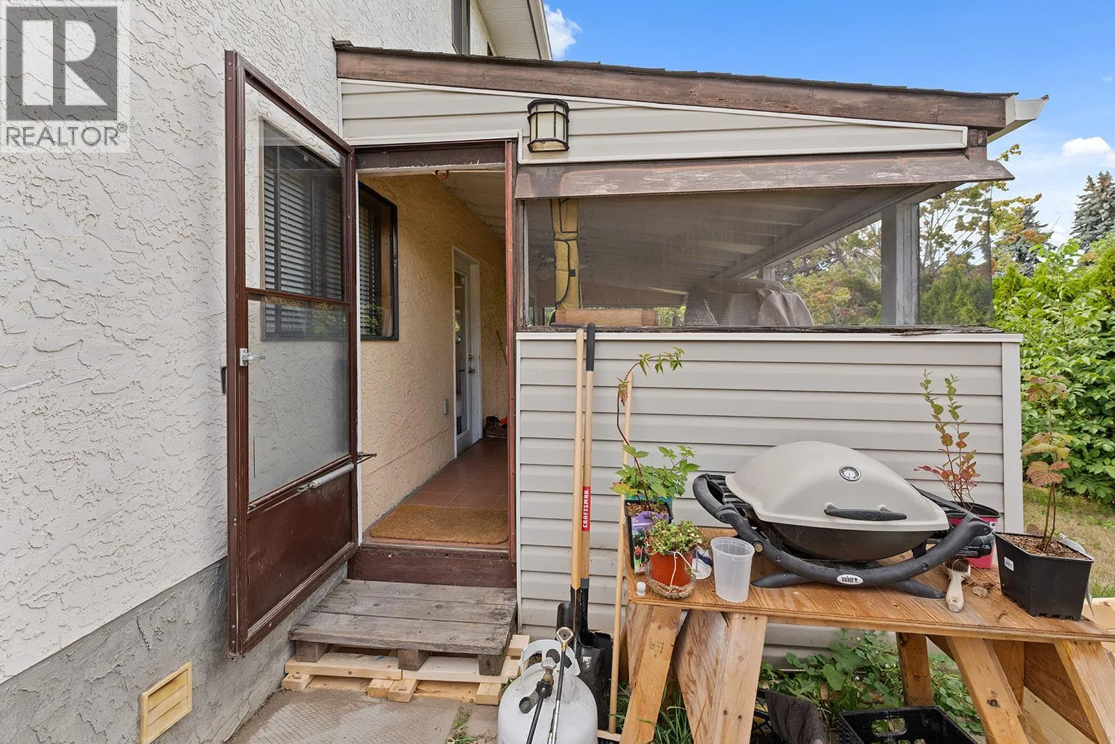 2631 Mappin Court