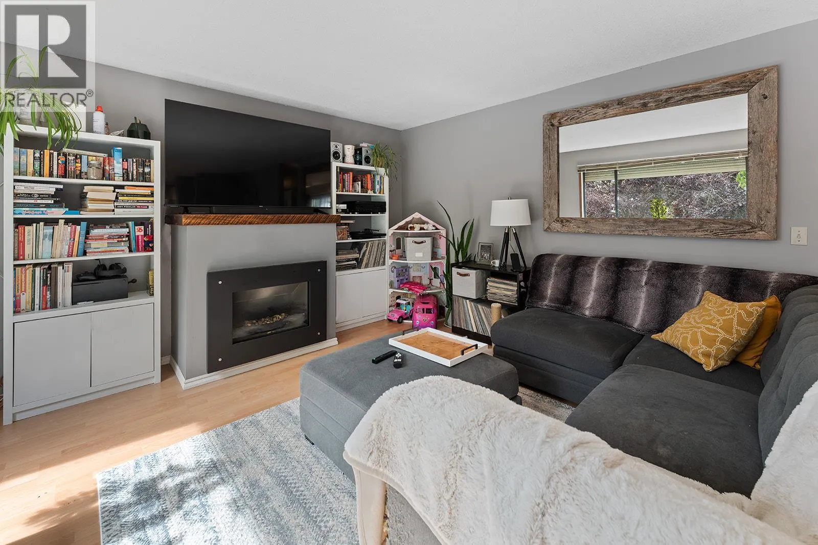 2631 Mappin Court