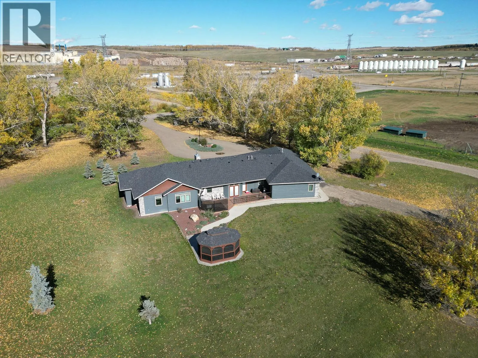 2713 210 Road