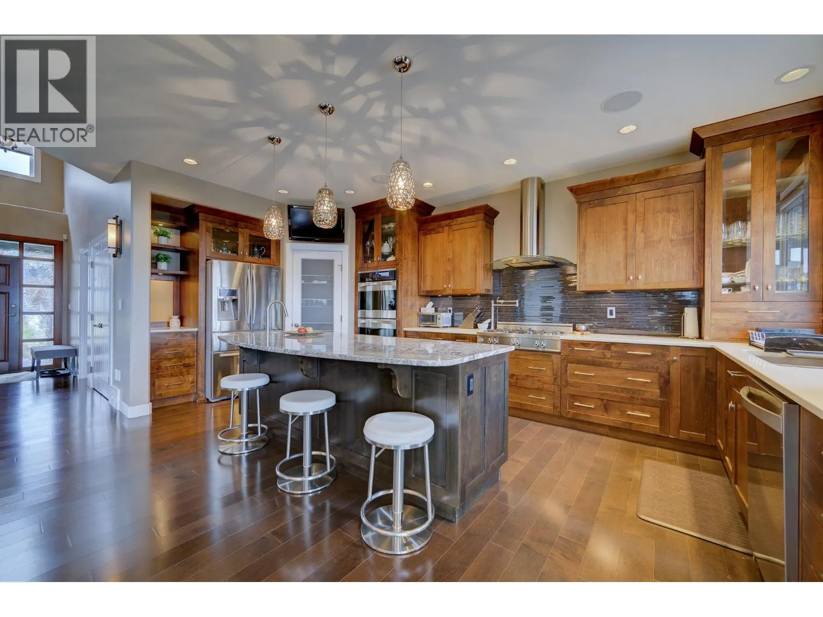 2272 LINFIELD Drive