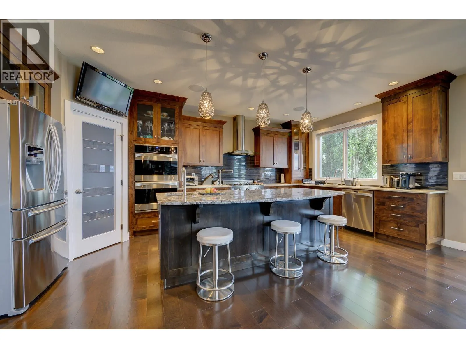 2272 LINFIELD Drive