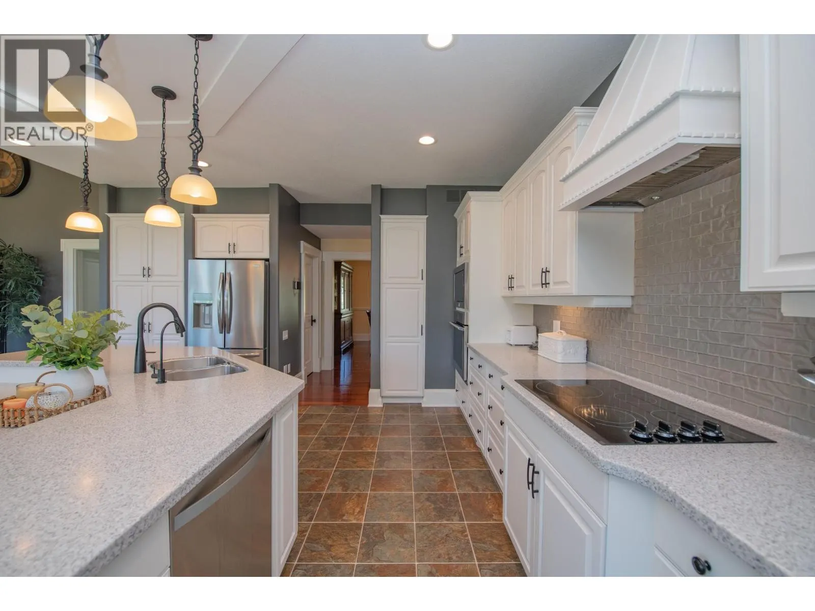8163 Old Kamloops Road