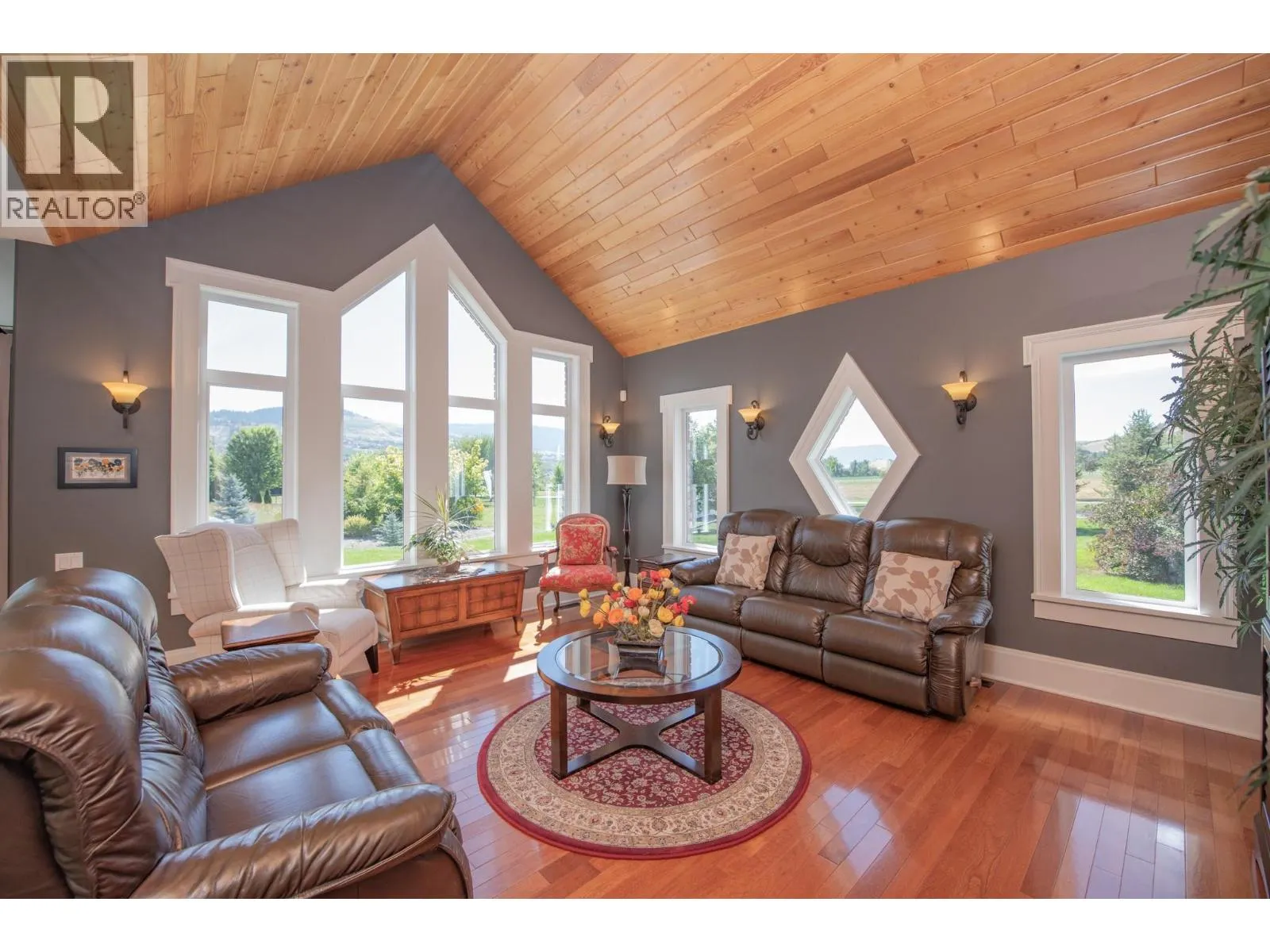 8163 Old Kamloops Road