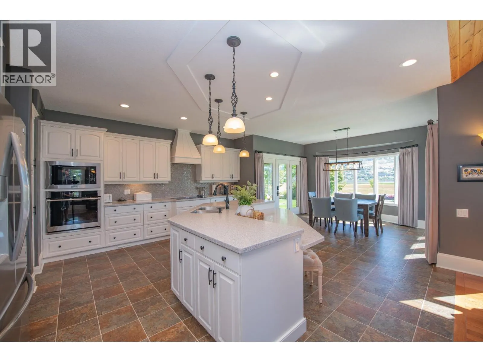 8163 Old Kamloops Road
