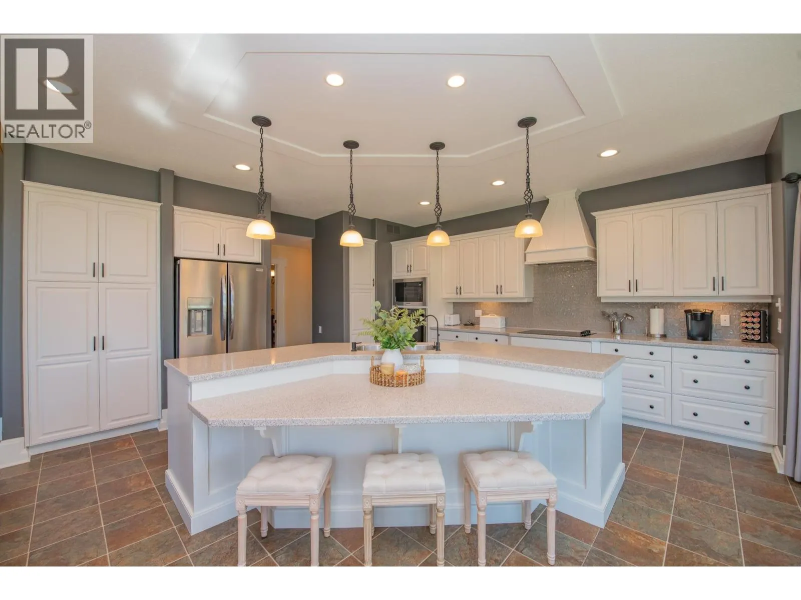 8163 Old Kamloops Road