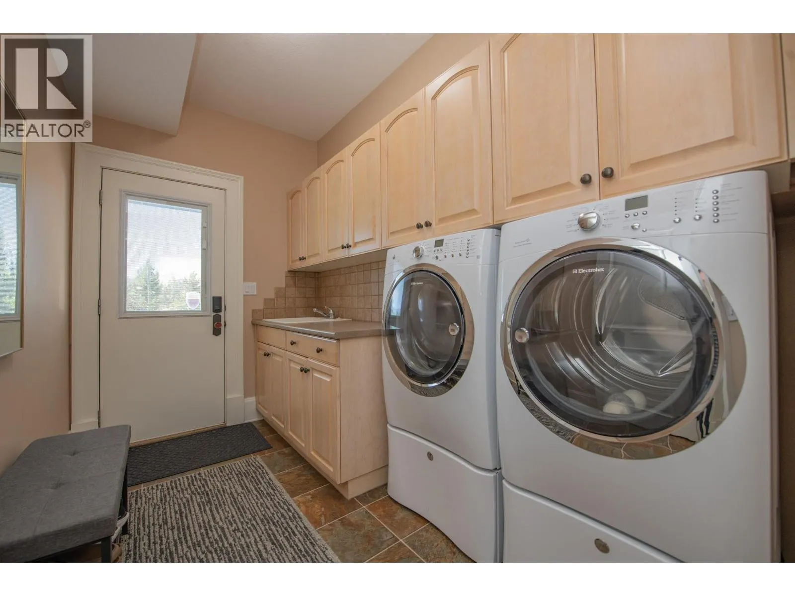 8163 Old Kamloops Road