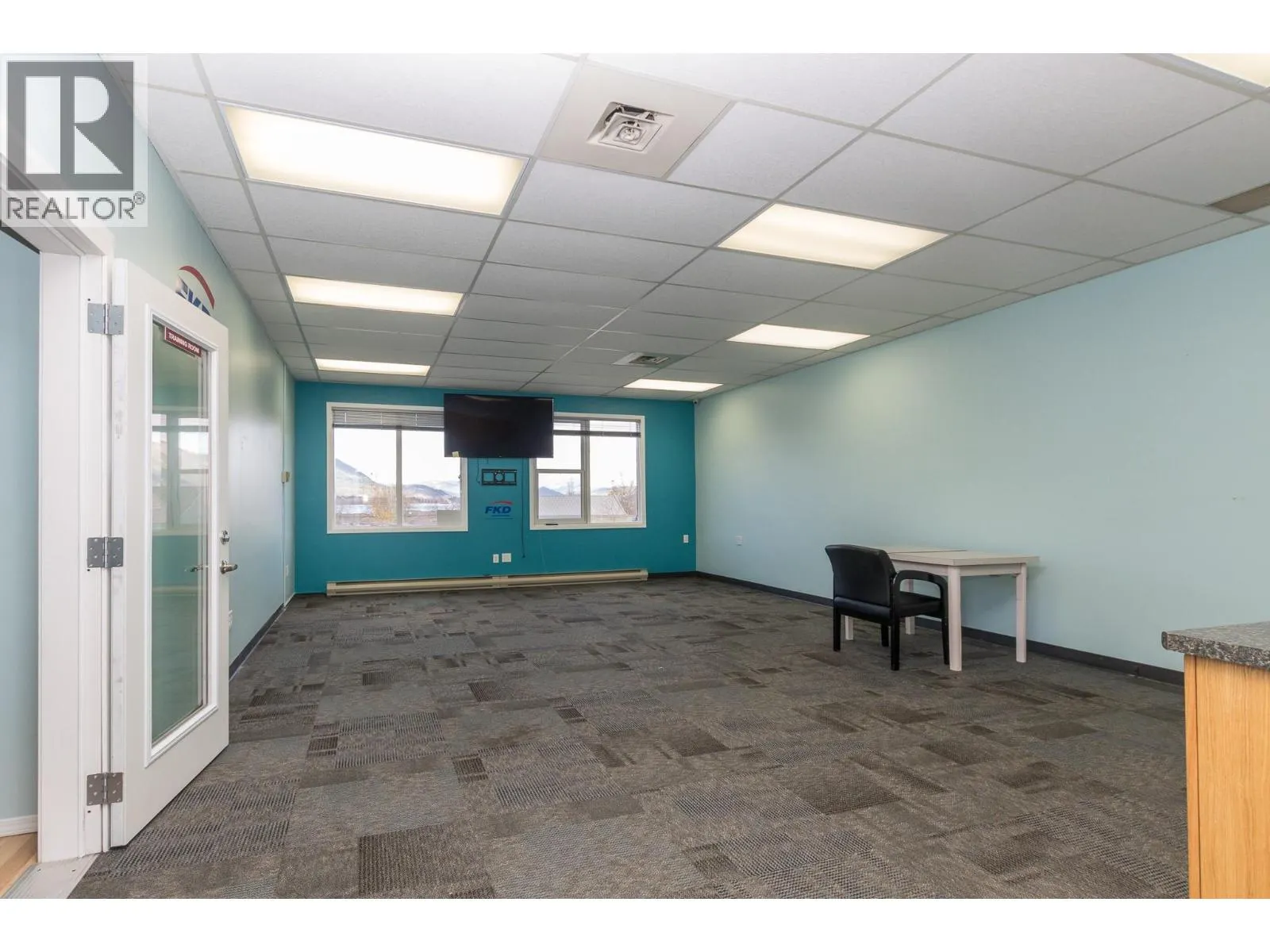 40 Lakeshore Drive NE Unit# 202 208