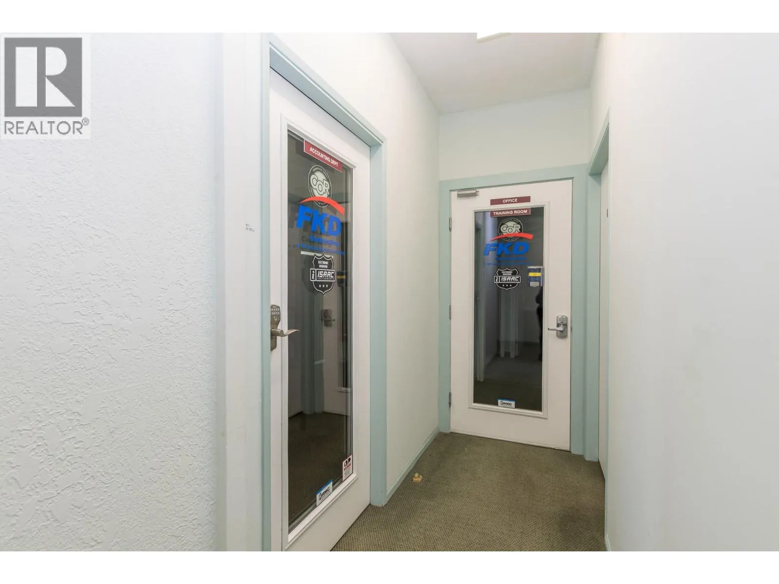 40 Lakeshore Drive NE Unit# 202 208