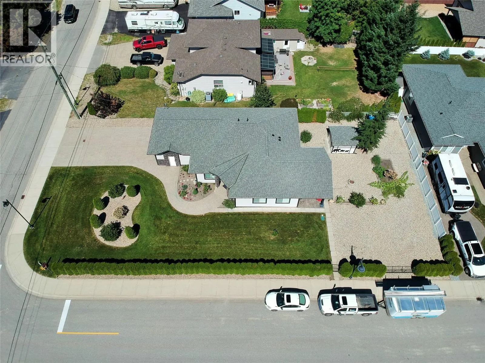 1001 Shuswap Avenue