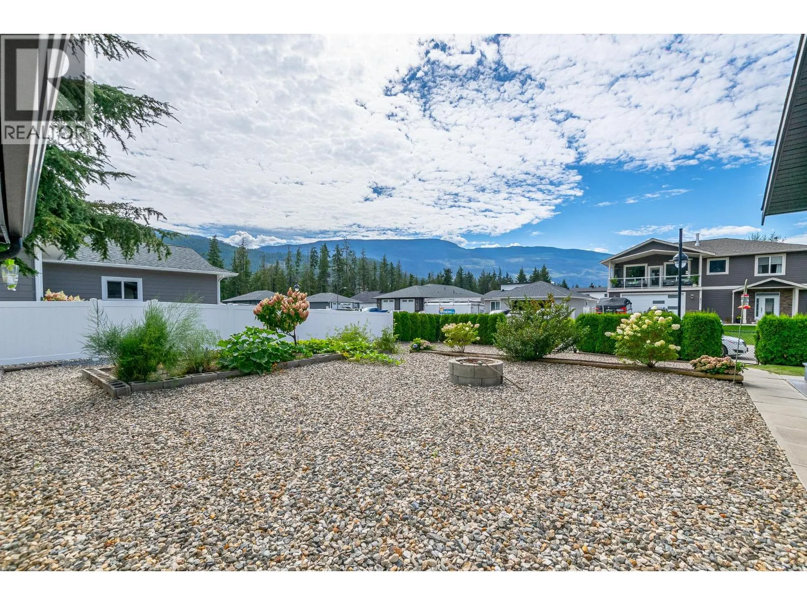 1001 Shuswap Avenue