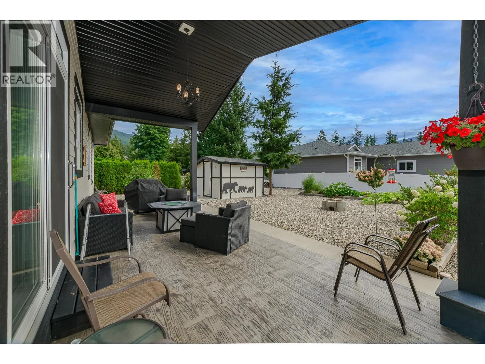 1001 Shuswap Avenue