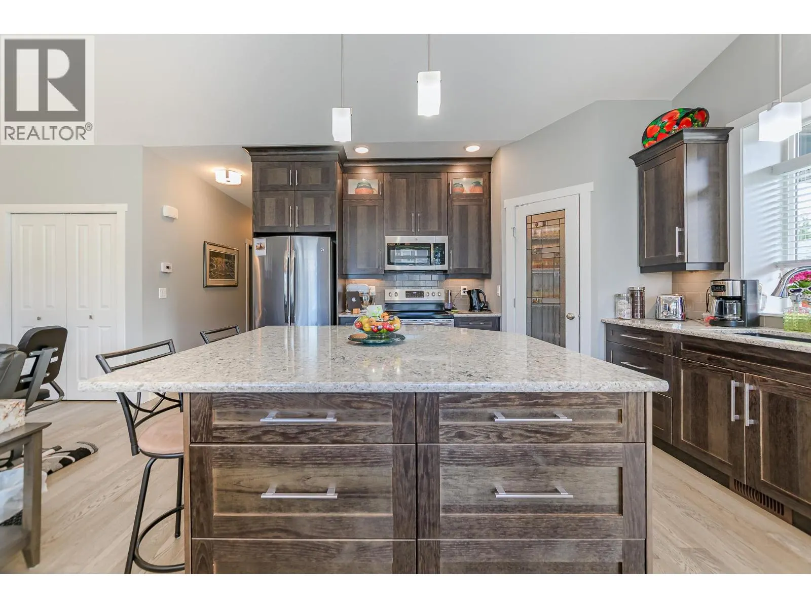 1001 Shuswap Avenue