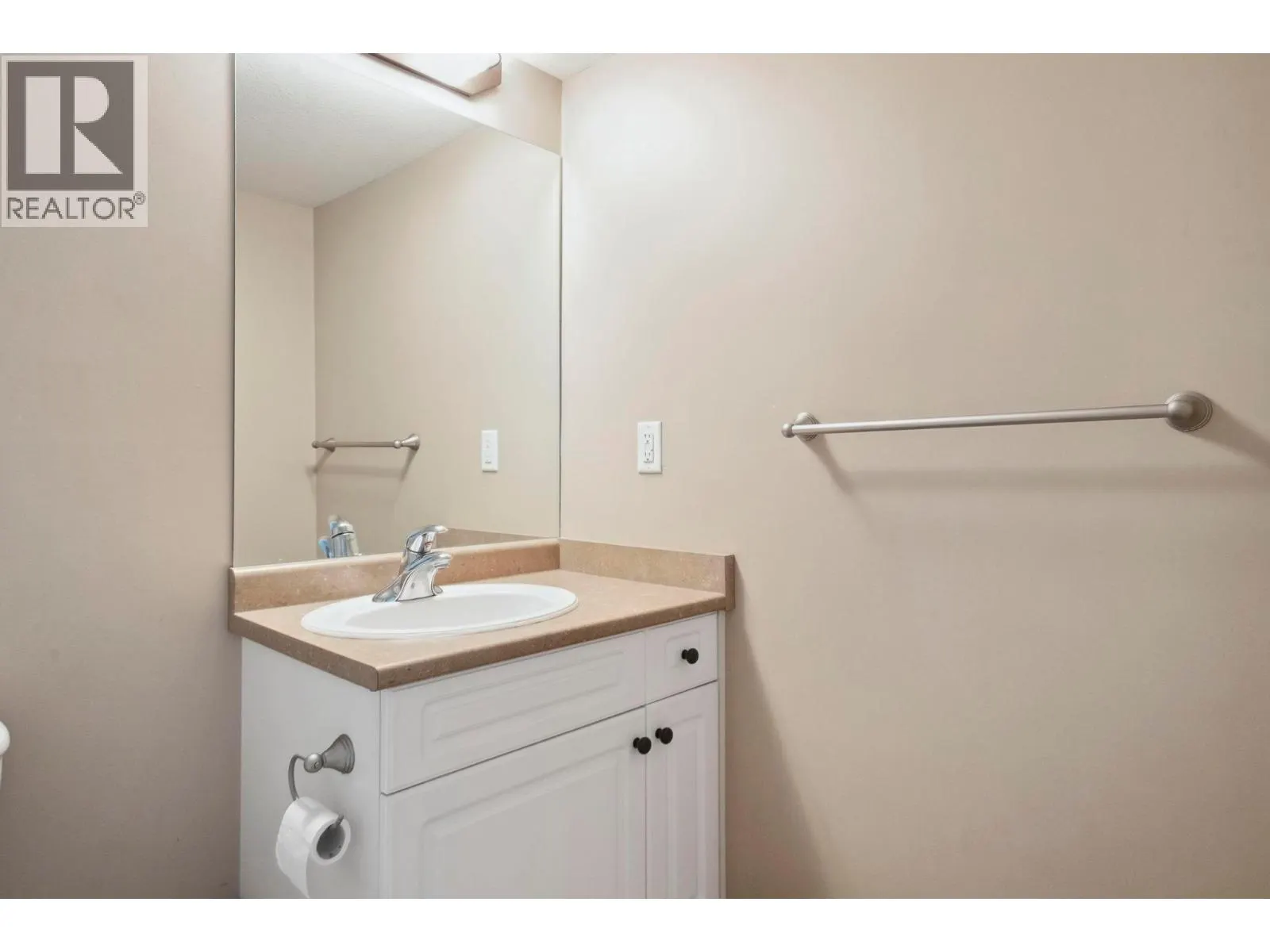 2131 Scenic Road Unit# 8
