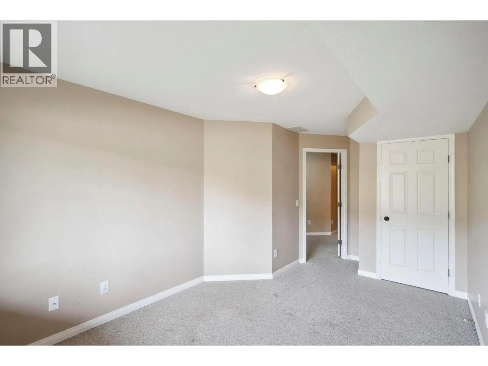 2131 Scenic Road Unit# 8