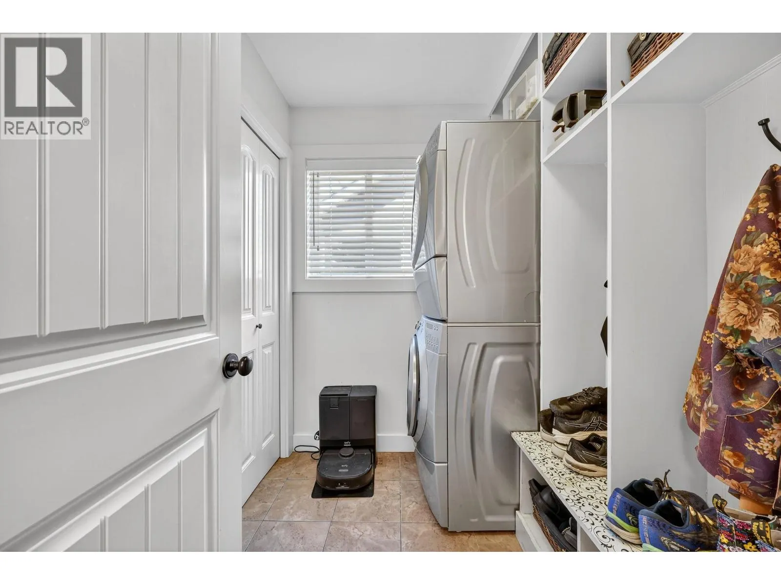 3187 Saddleback Place