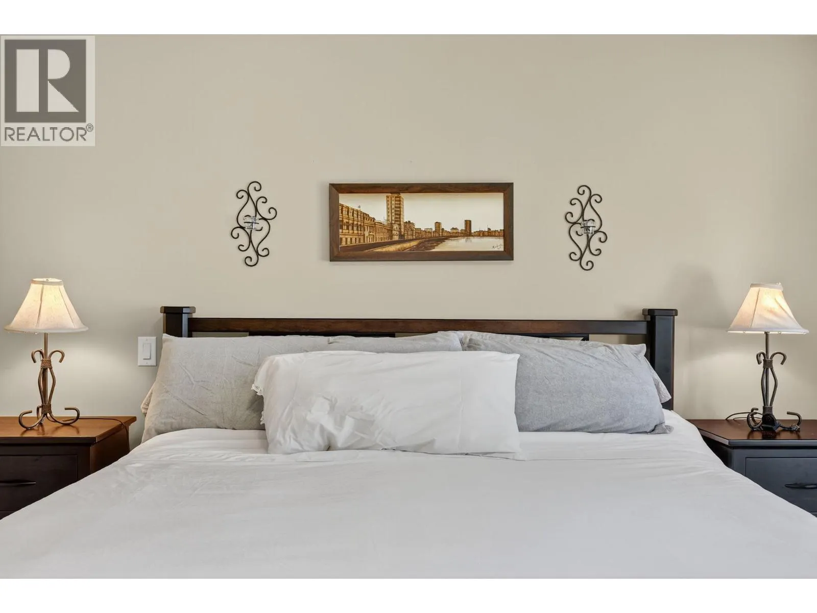 3187 Saddleback Place