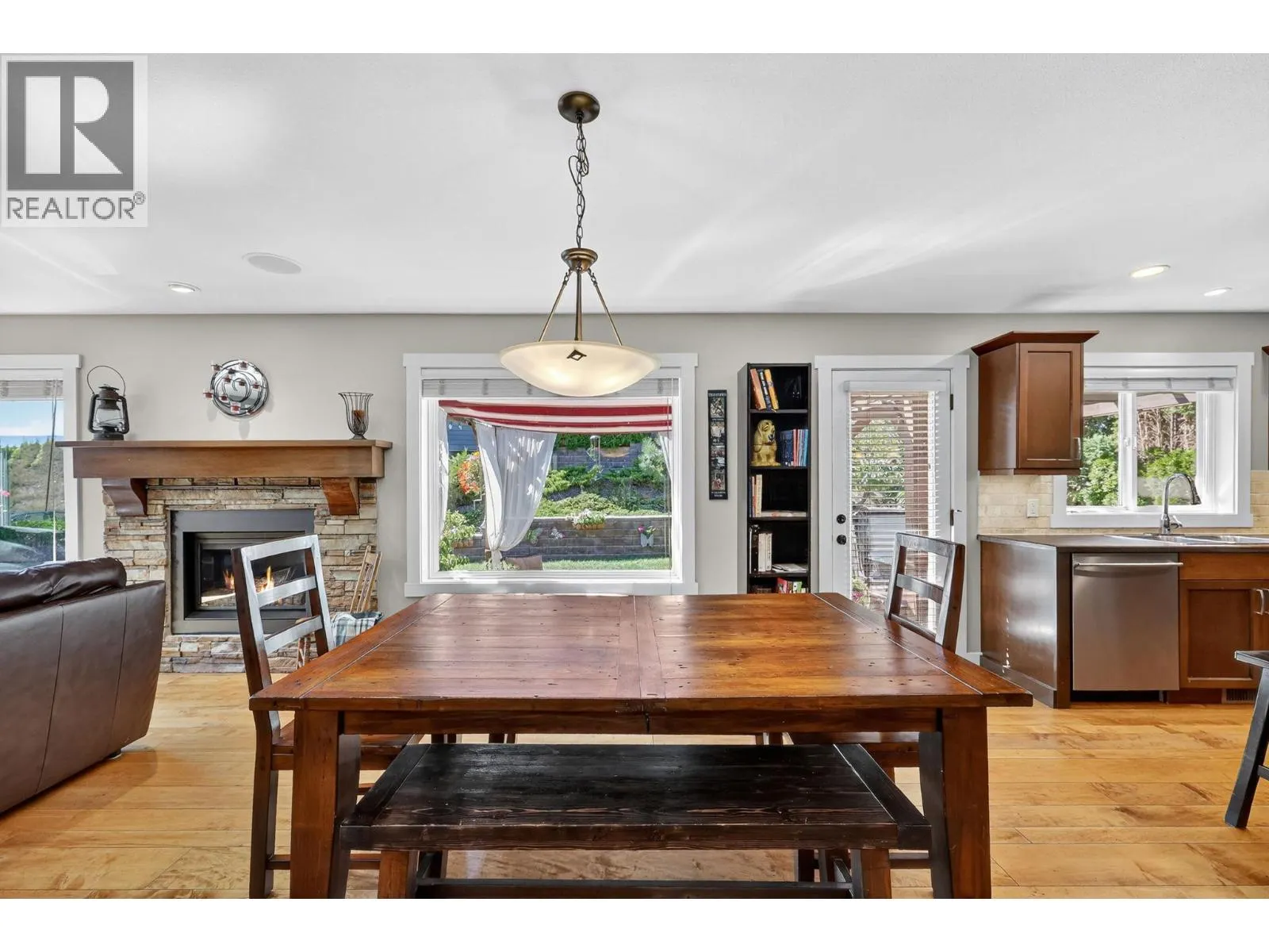 3187 Saddleback Place
