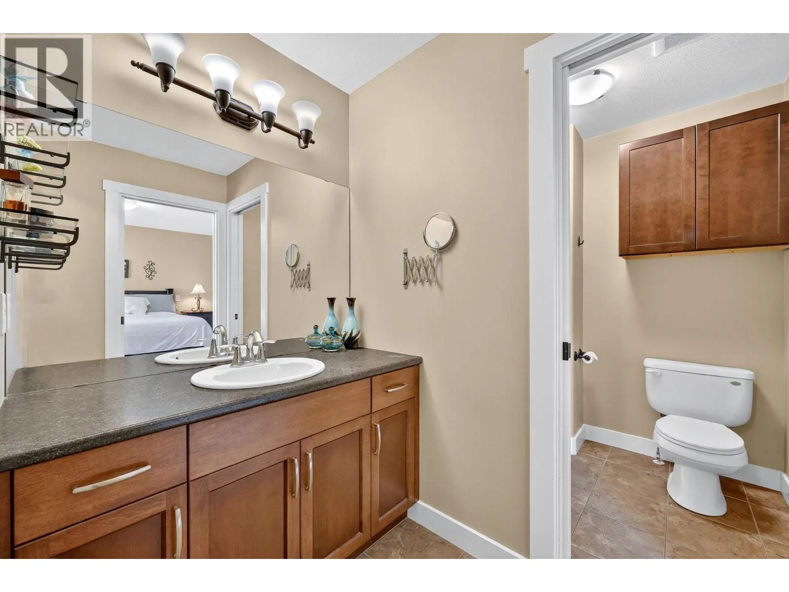 3187 Saddleback Place