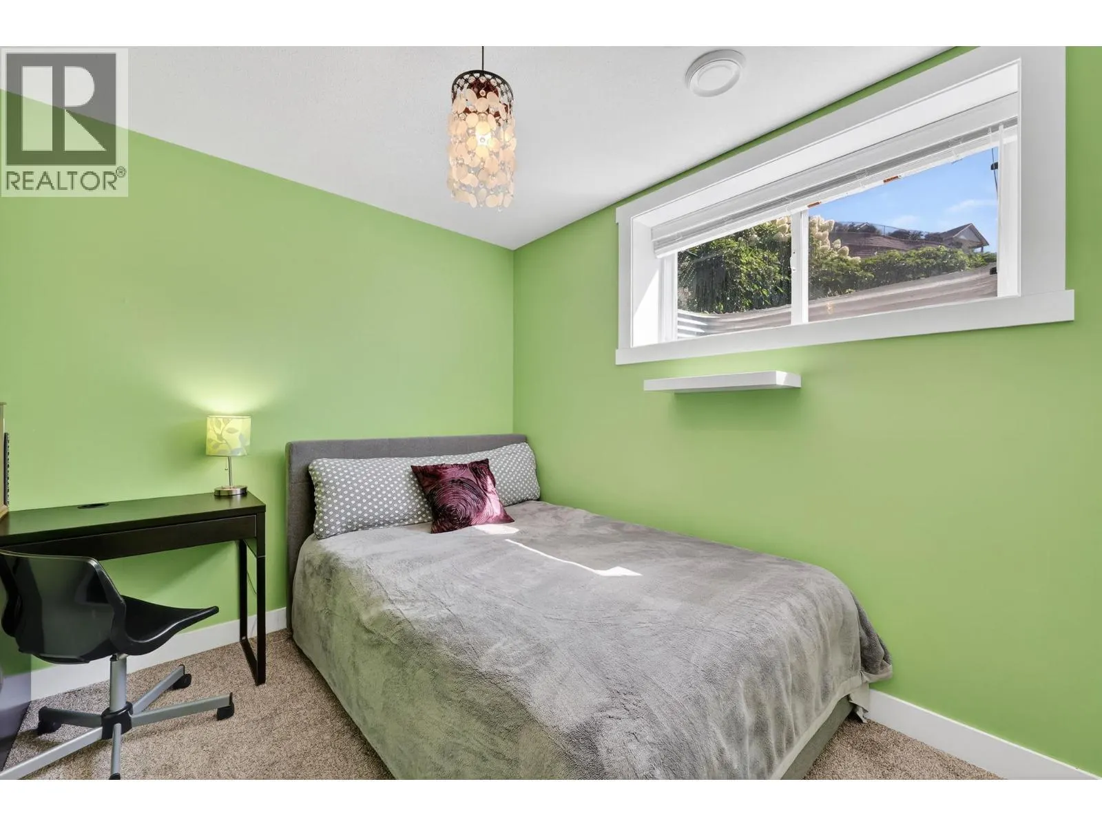 3187 Saddleback Place
