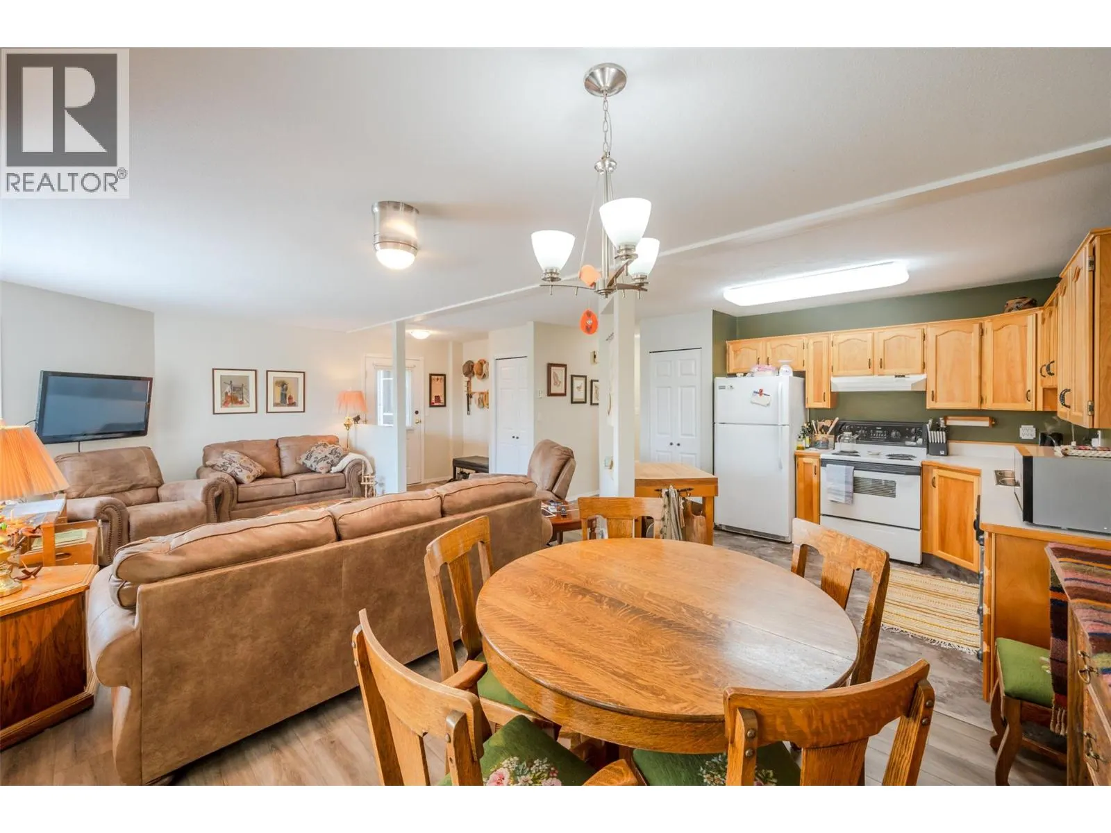 14008 VICTORIA Road Unit# 21
