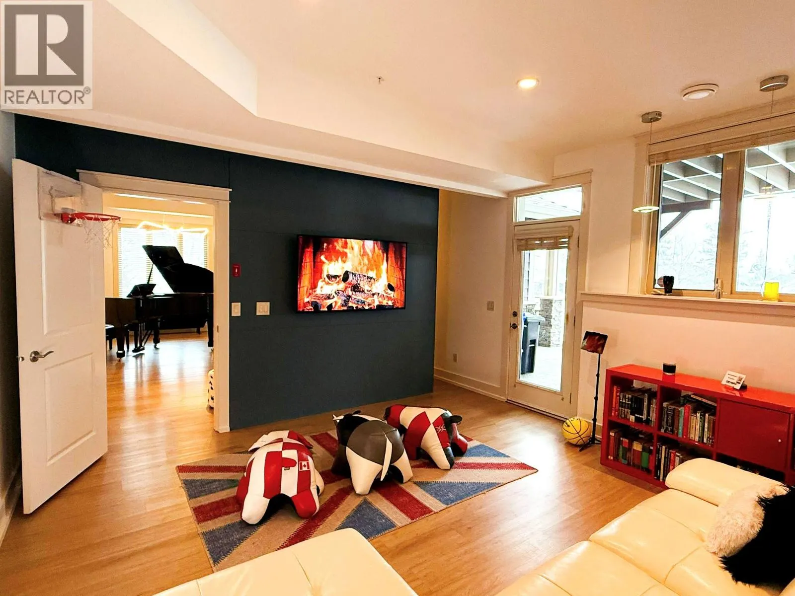 253 Dormie Place