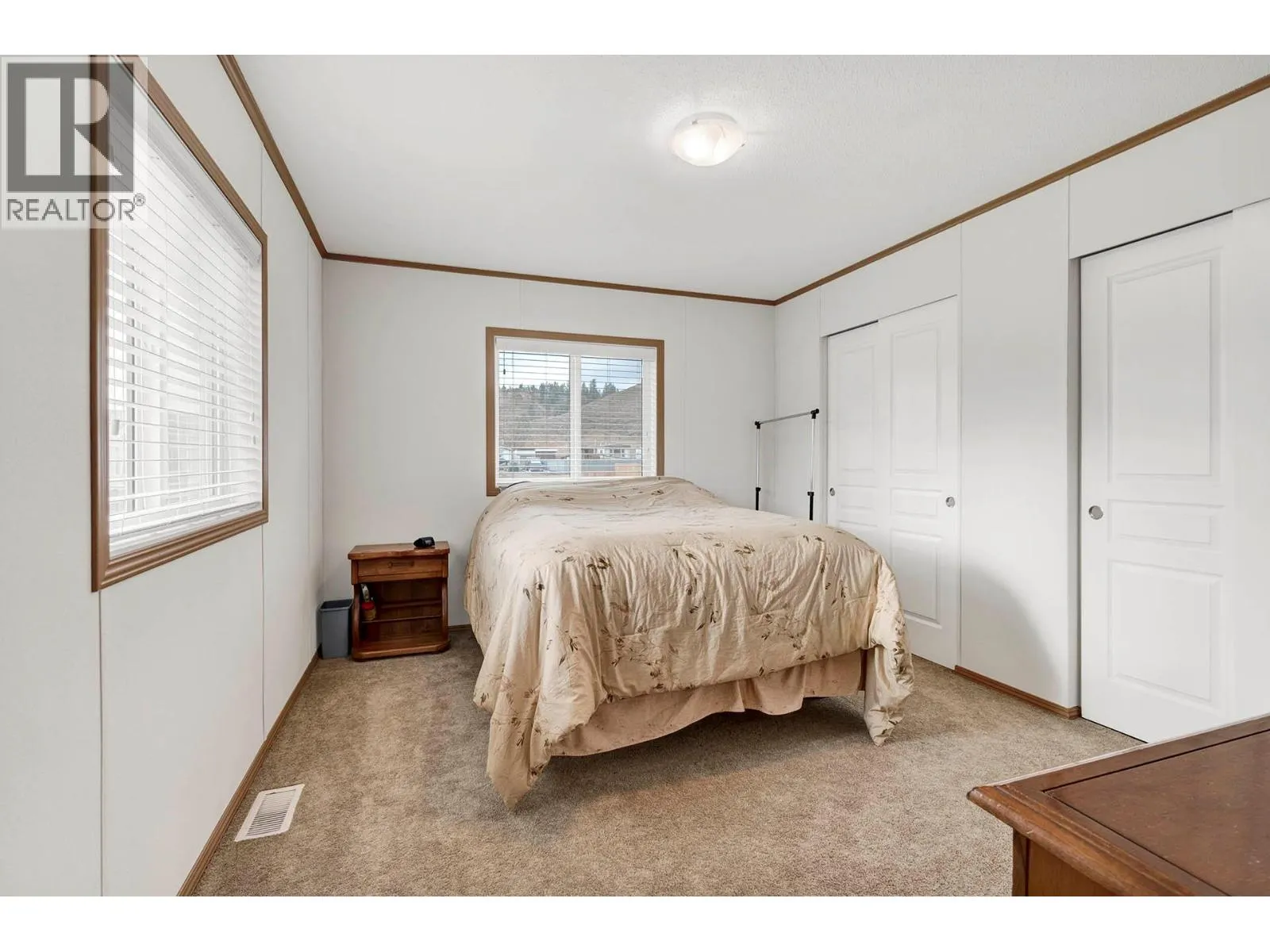 1317 Bostock Cres Crescent
