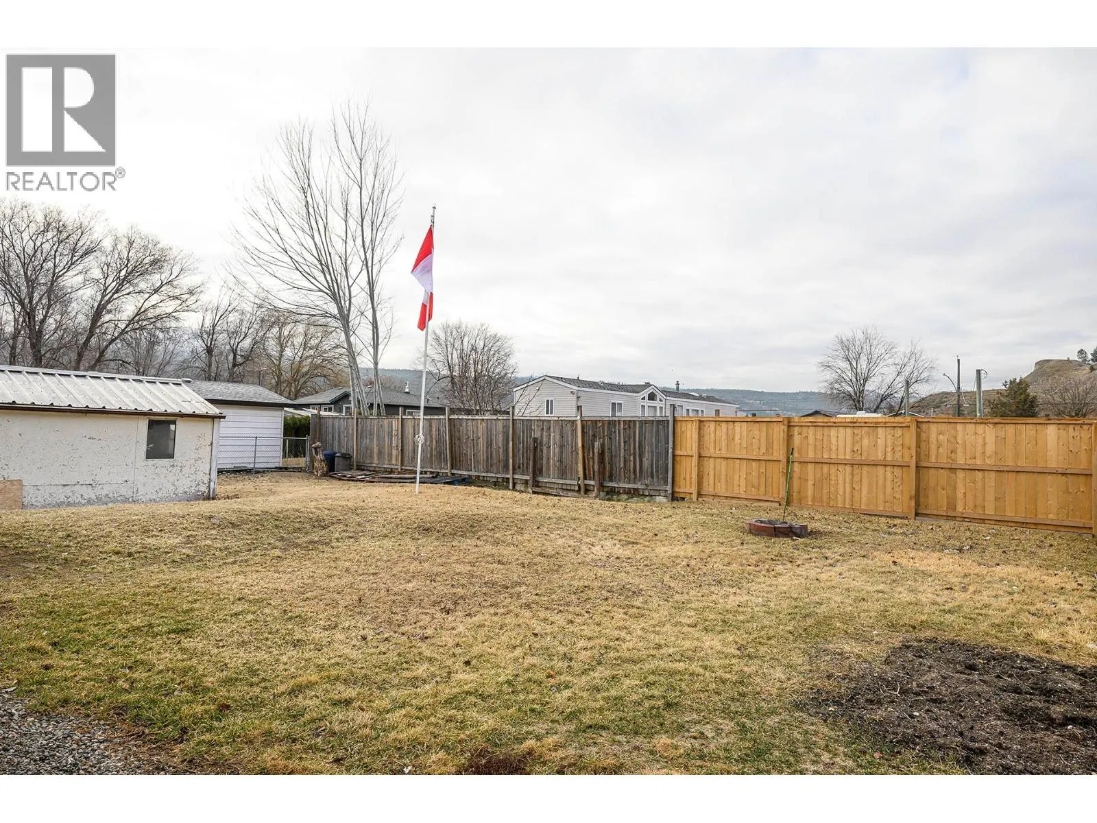 1317 Bostock Cres Crescent