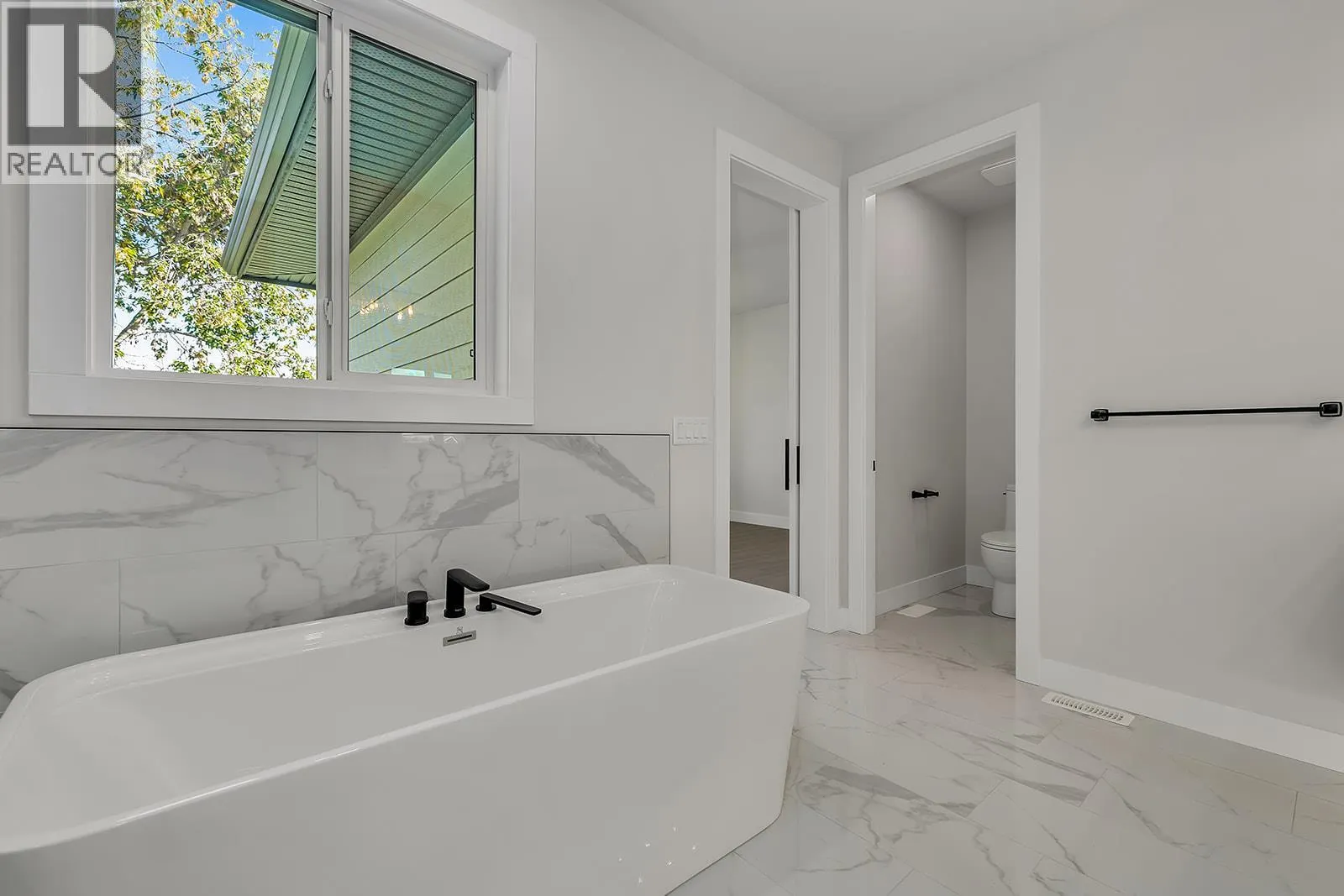 1054 Oak Barrel Place