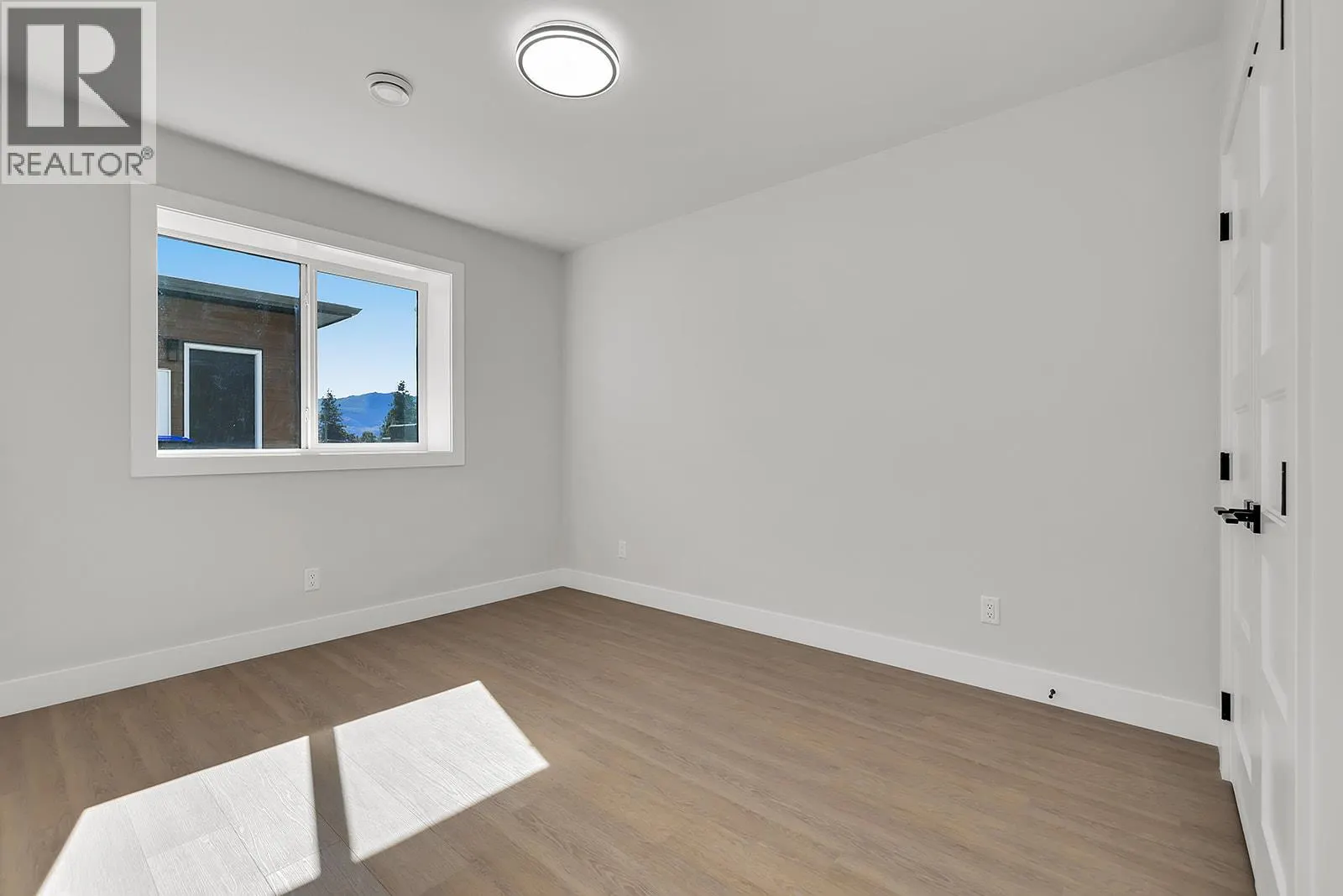 1054 Oak Barrel Place