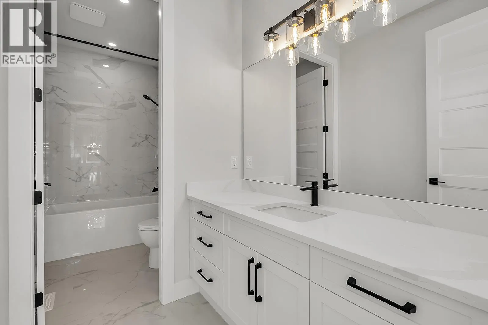 1054 Oak Barrel Place