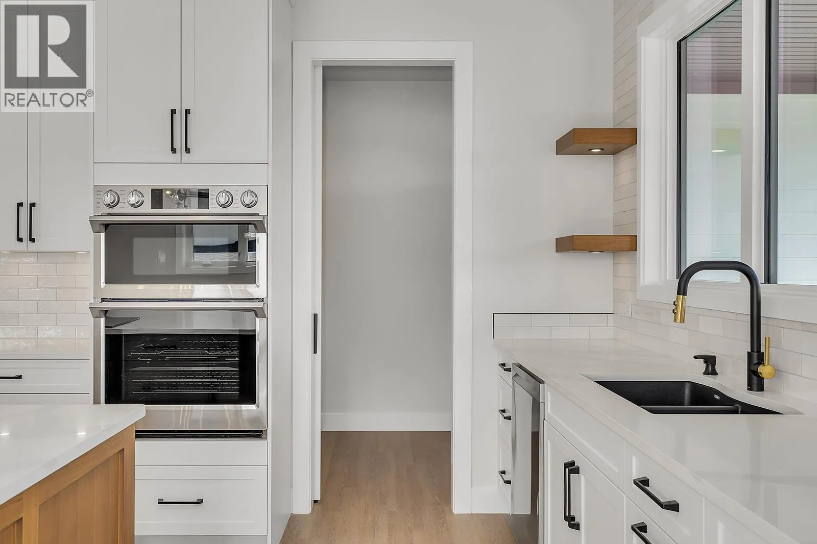 1054 Oak Barrel Place