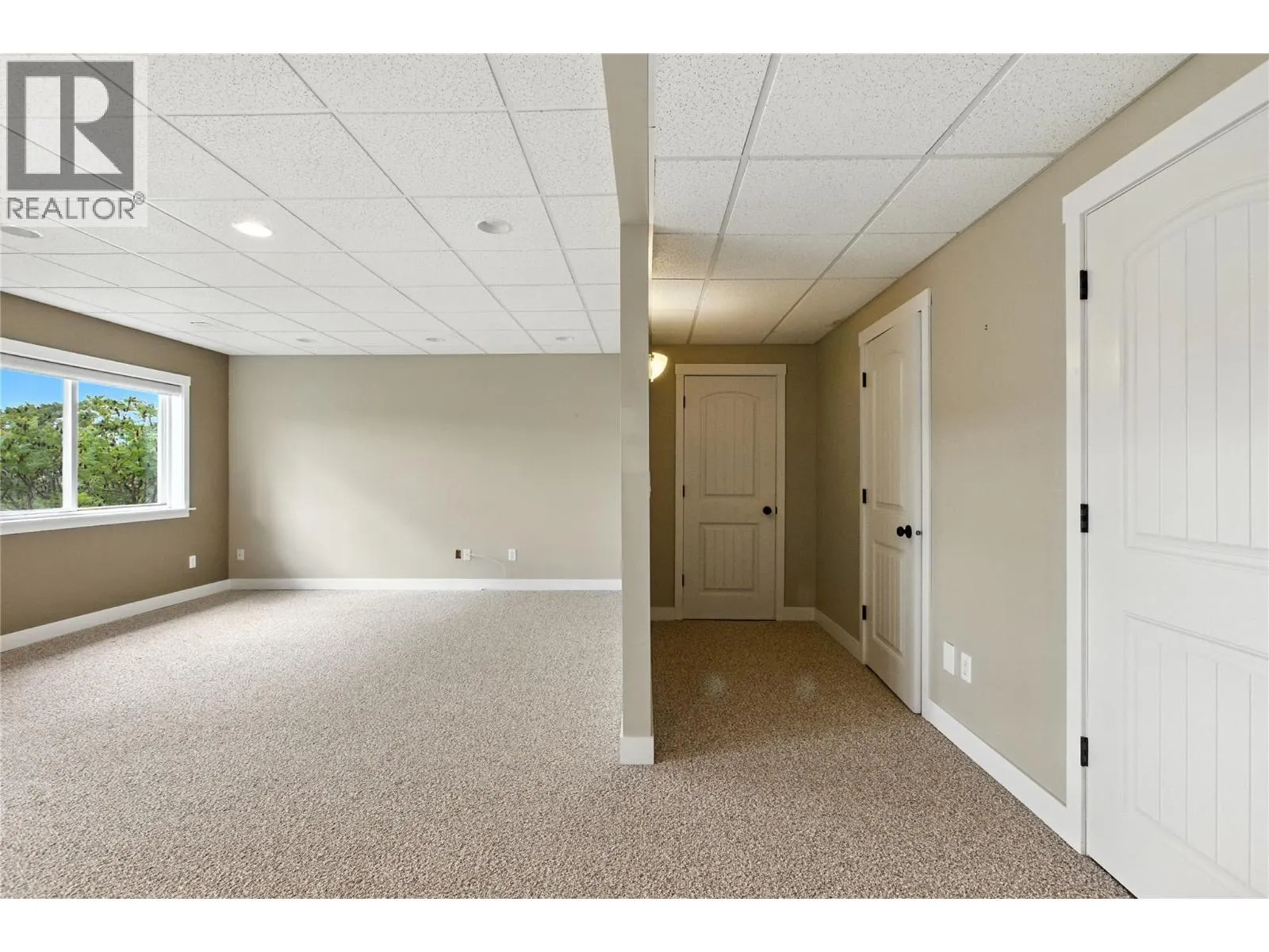 1885 Grasslands Boulevard Unit# 12