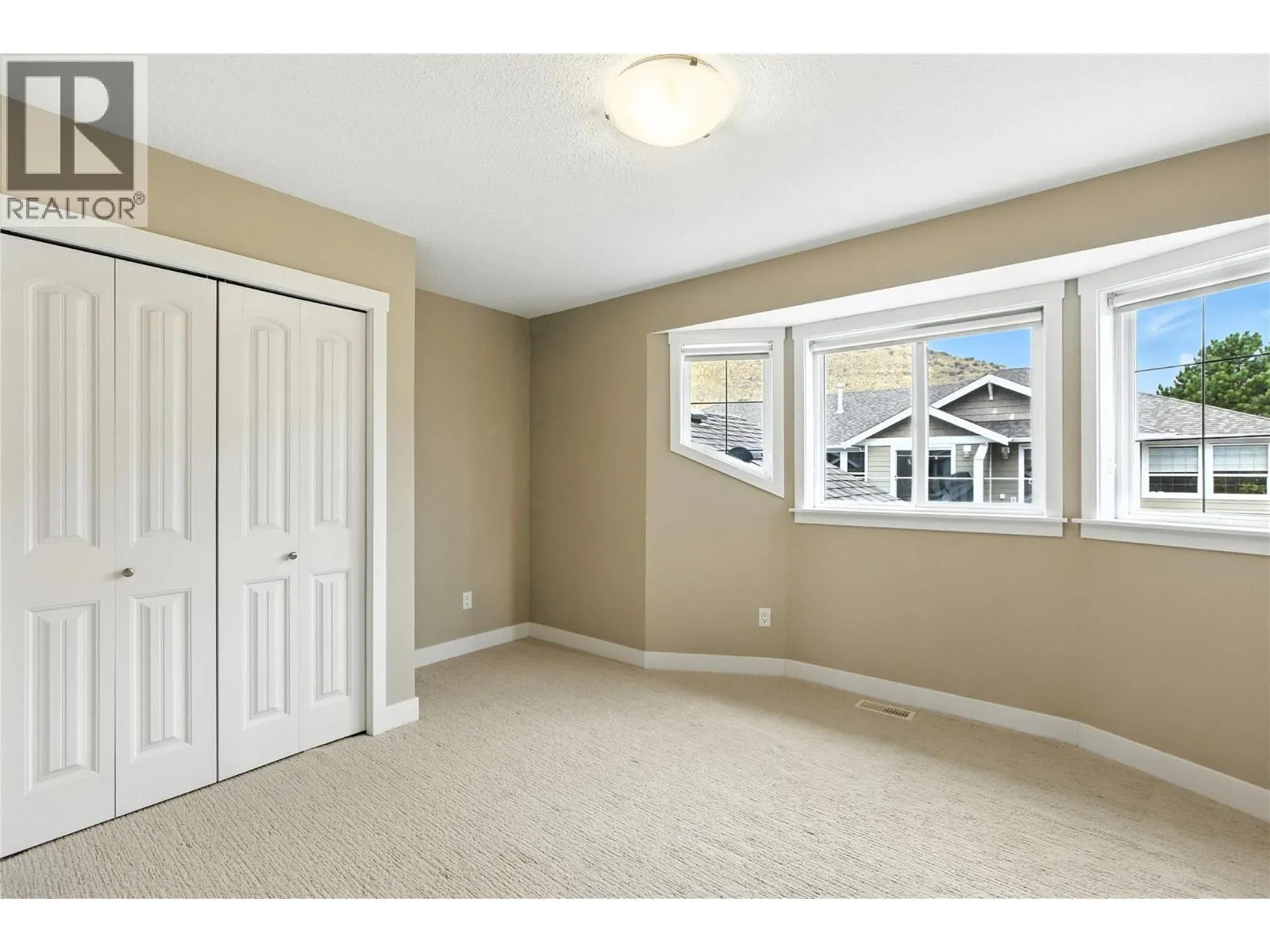 1885 Grasslands Boulevard Unit# 12