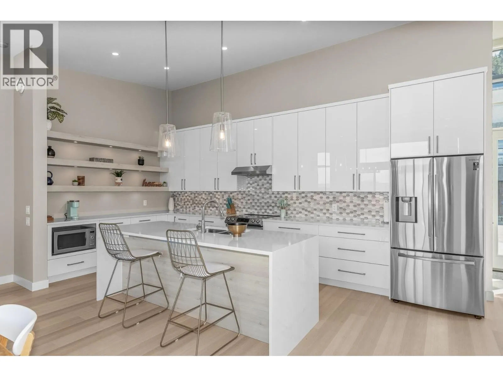 3220 Hilltown Drive Unit# 11