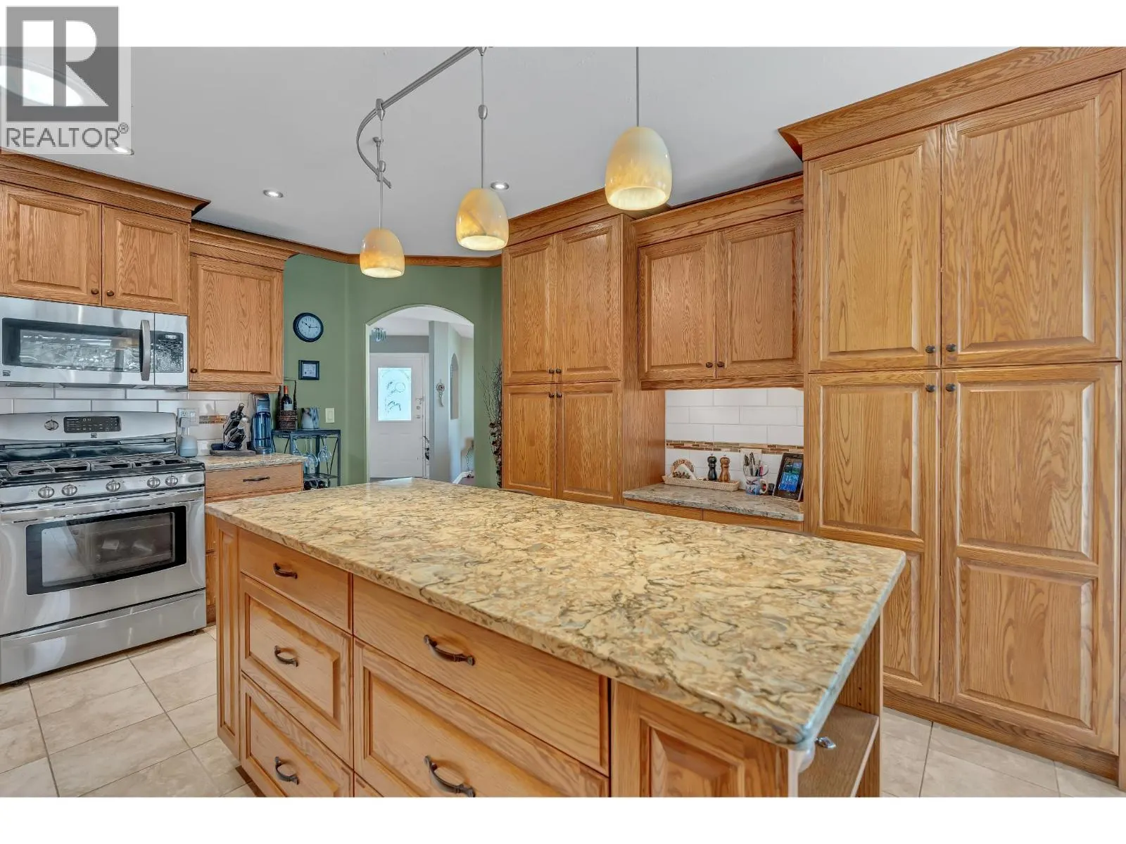 3008 Quail Crescent