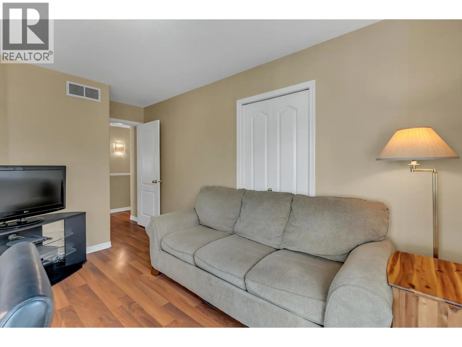 3008 Quail Crescent