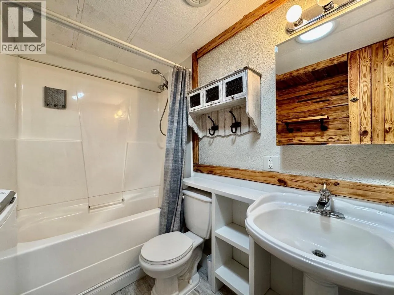1375 Green Bay Road Unit# 20A